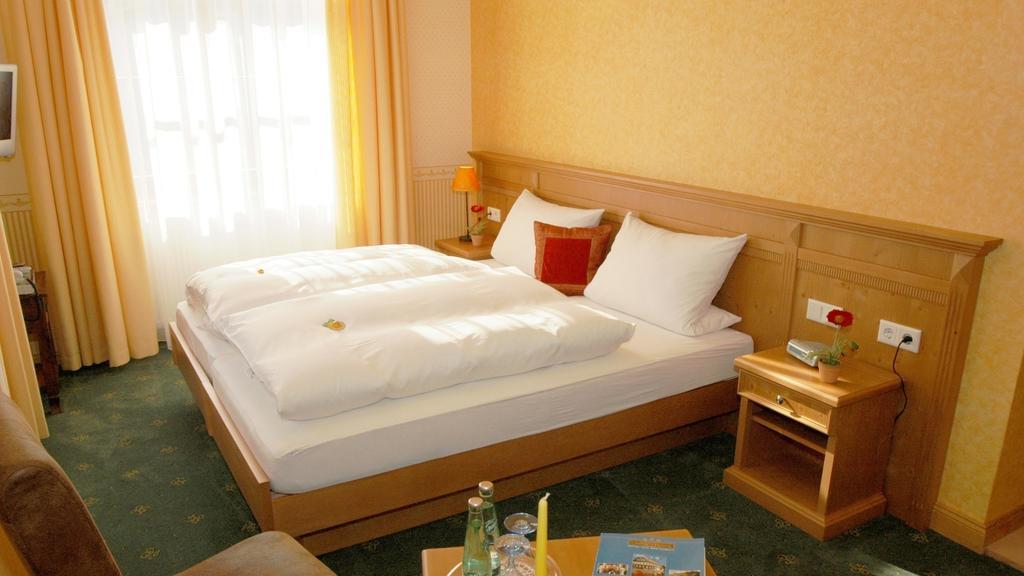 Landhotel Quirle-Haeusl Waltersdorf  Rum bild
